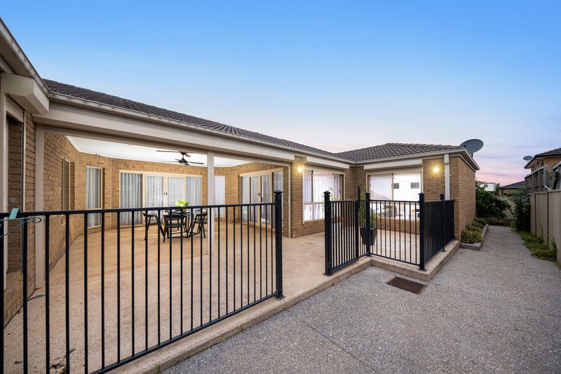 Photo - 18 Carisbrook Court, Taylors Hill VIC 3037 - Image 20