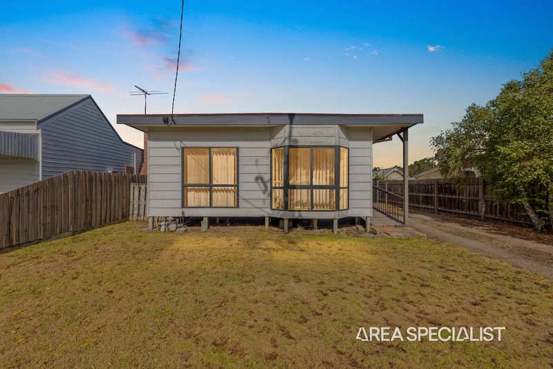 Photo - 18 Carnarvon Street, Lang Lang VIC 3984 - Image 2