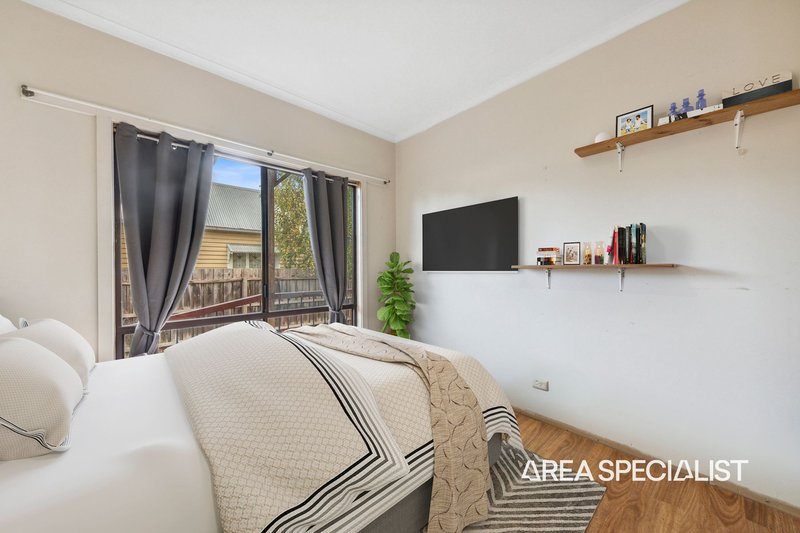 Photo - 18 Carnarvon Street, Lang Lang VIC 3984 - Image 10