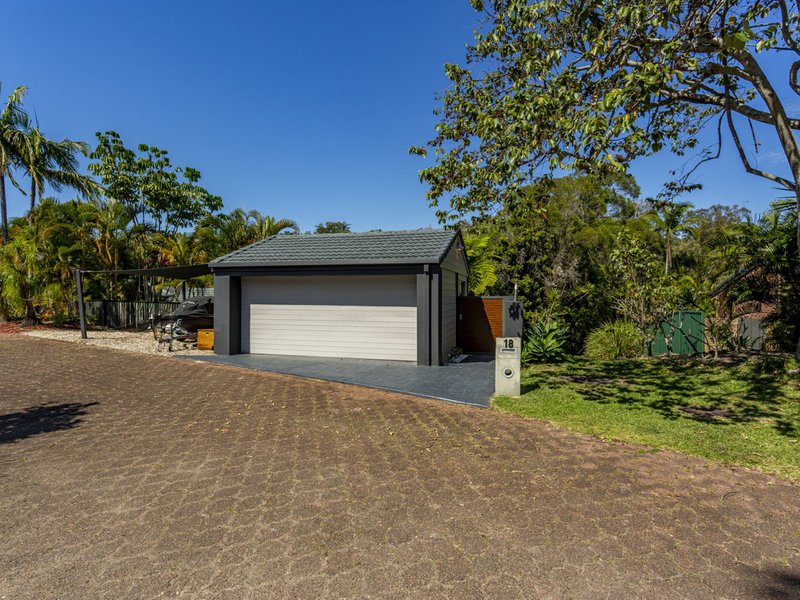 Photo - 18 Carnoustie Court, Robina QLD 4226 - Image 25