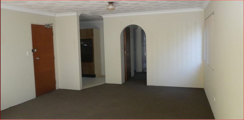 Photo - 1/8 Caroline Street, Westmead NSW 2145 - Image 3
