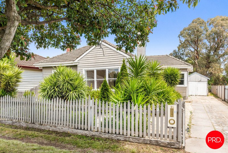 18 Carpenter Street, Kangaroo Flat VIC 3555