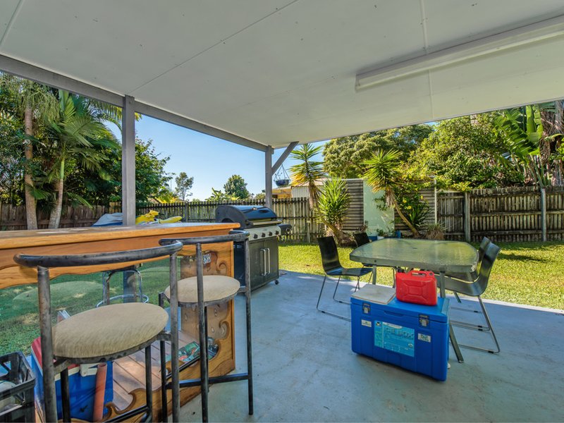 Photo - 18 Carramar Street, Tewantin QLD 4565 - Image 5