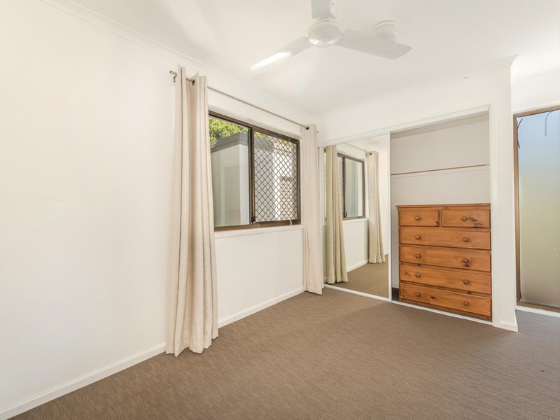 Photo - 18 Carramar Street, Tewantin QLD 4565 - Image 10