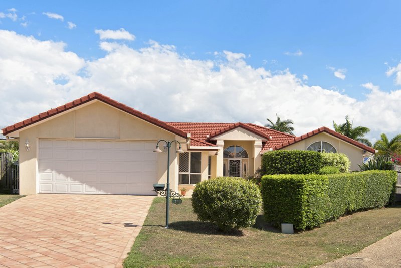 18 Carrington Place, Carindale QLD 4152