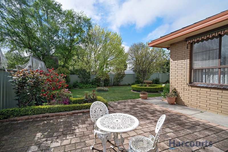 Photo - 18 Cedar Avenue, Alfredton VIC 3350 - Image 12