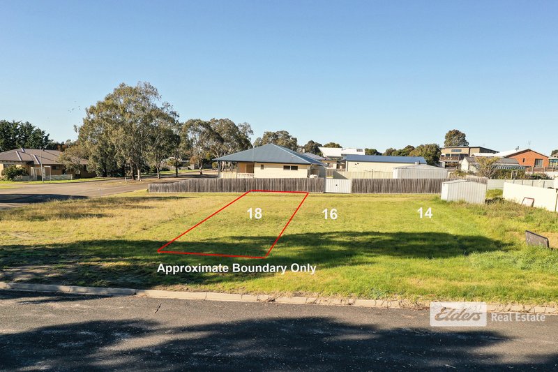 Photo - 18 Centre Way, Newlands Arm VIC 3875 - Image 4