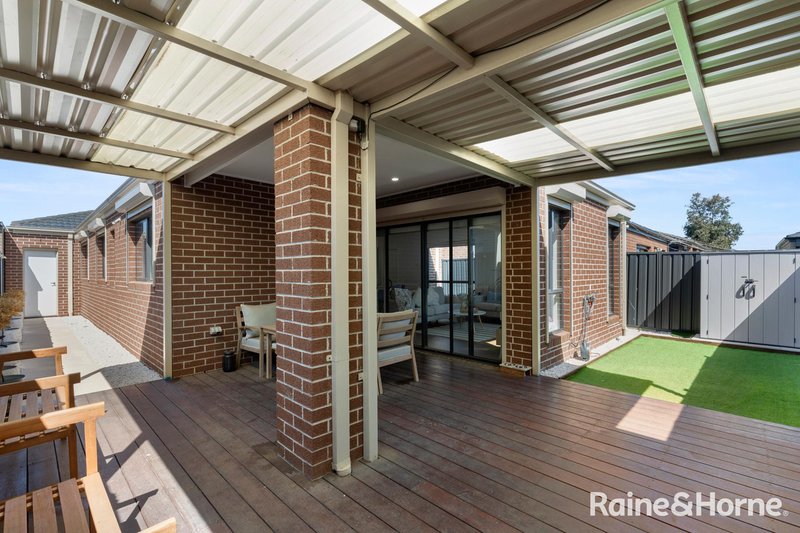 Photo - 18 Ceremony Drive, Tarneit VIC 3029 - Image 11