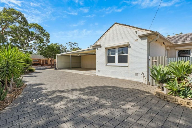 18 Chaddenwick Road, Elizabeth Vale SA 5112