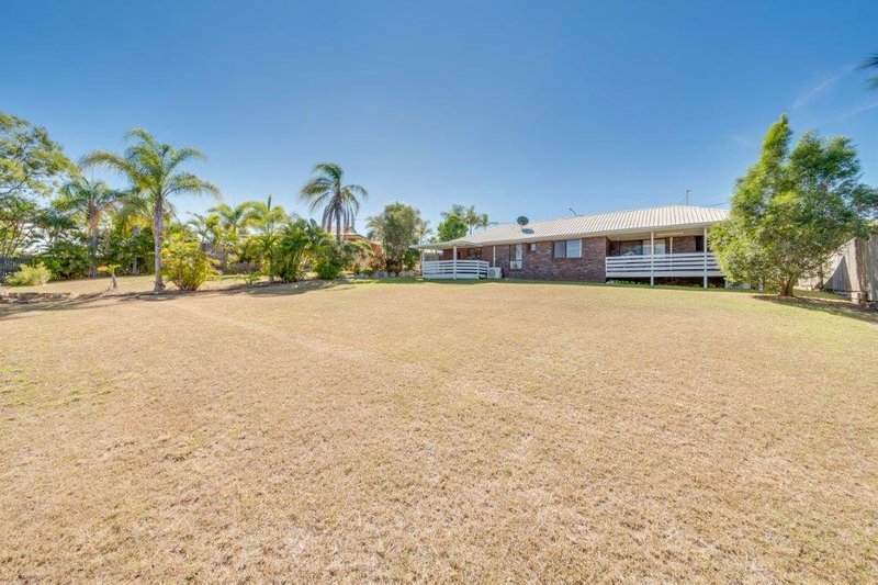 Photo - 18 Chapman Drive, Clinton QLD 4680 - Image 12