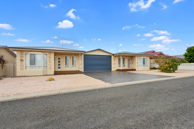 Photo - 18 Chapple Street, Moonta Bay SA 5558 - Image 12