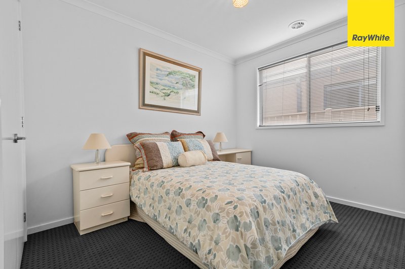 Photo - 18 Charlotte Avenue, Harkness VIC 3337 - Image 11