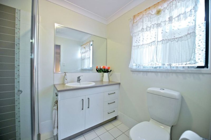 Photo - 1/8 Charnwood Street, Sunnybank Hills QLD 4109 - Image 14