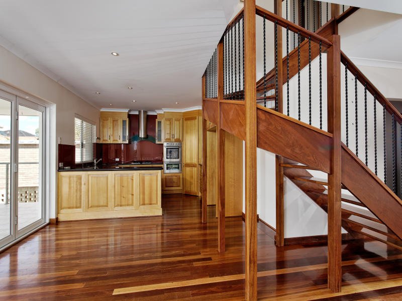 Photo - 18 Chauncy Street, East Fremantle WA 6158 - Image 4