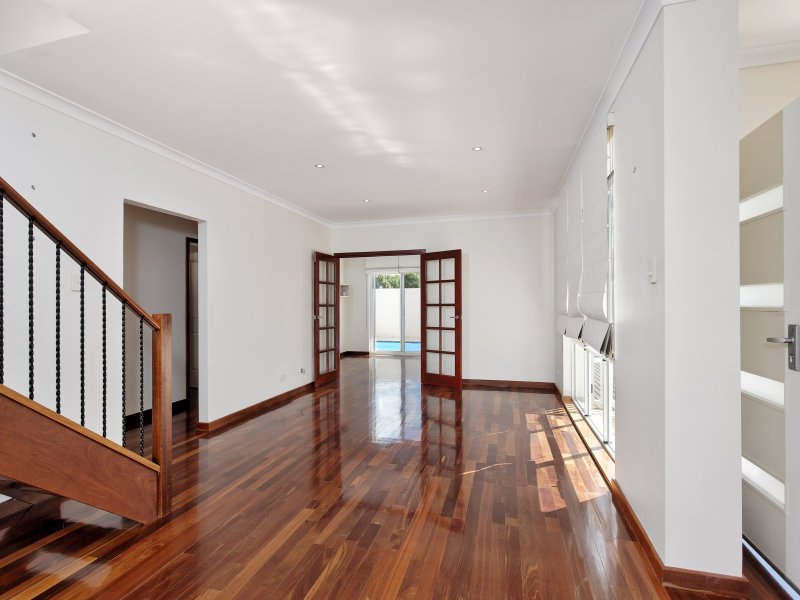 Photo - 18 Chauncy Street, East Fremantle WA 6158 - Image 7