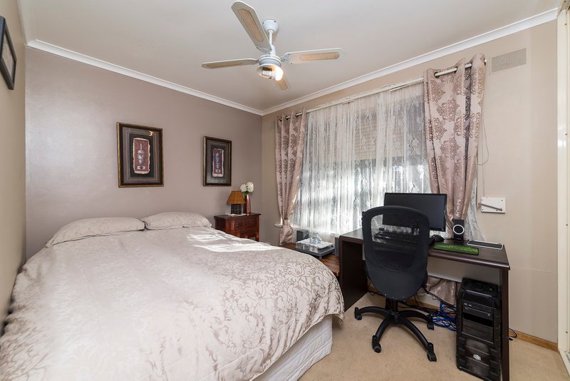 Photo - 18 Cheek Ave , Gawler East SA 5118 - Image 12