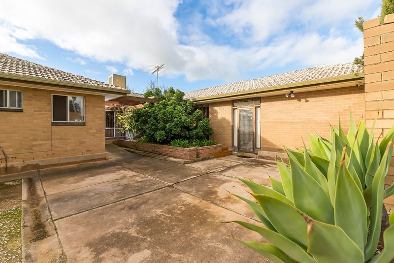 Photo - 18 Cheek Ave , Gawler East SA 5118 - Image 22