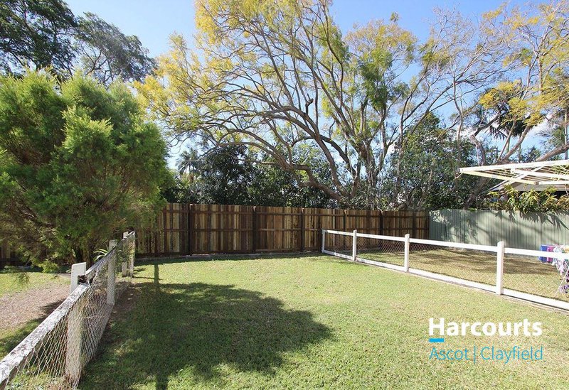 Photo - 18 Chermside Street, Hendra QLD 4011 - Image 6