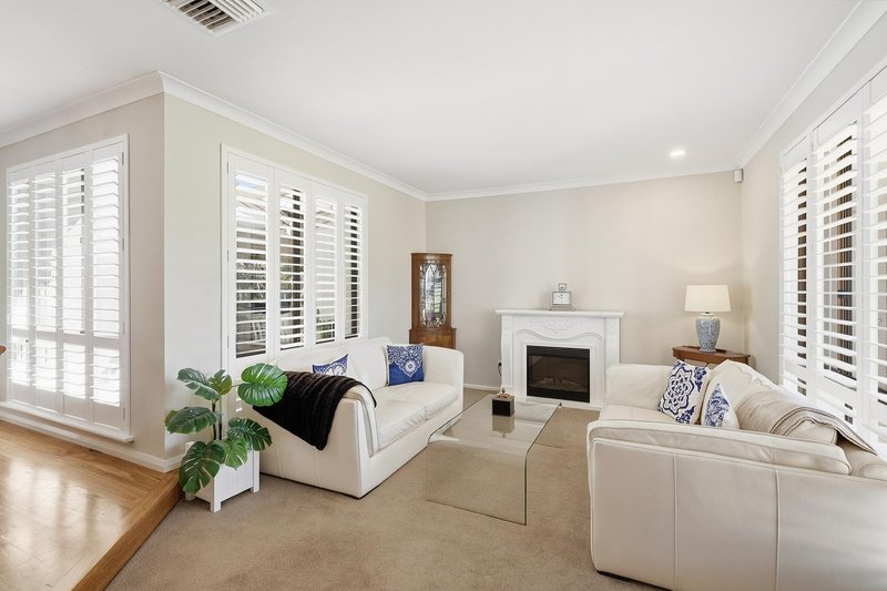 Photo - 18 Chesters Way, Winthrop WA 6150 - Image 5