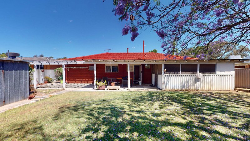 Photo - 18 Chiddington Street, Beckenham WA 6107 - Image 3