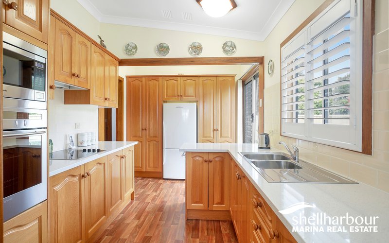 Photo - 18 Chisholm Street, Shellharbour NSW 2529 - Image 2