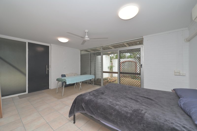 Photo - 18 Choonda Street, Cranbrook QLD 4814 - Image 9