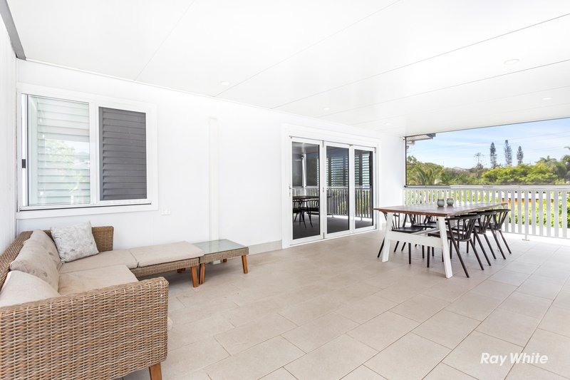 Photo - 18 Chrisney Street, Lammermoor QLD 4703 - Image 12