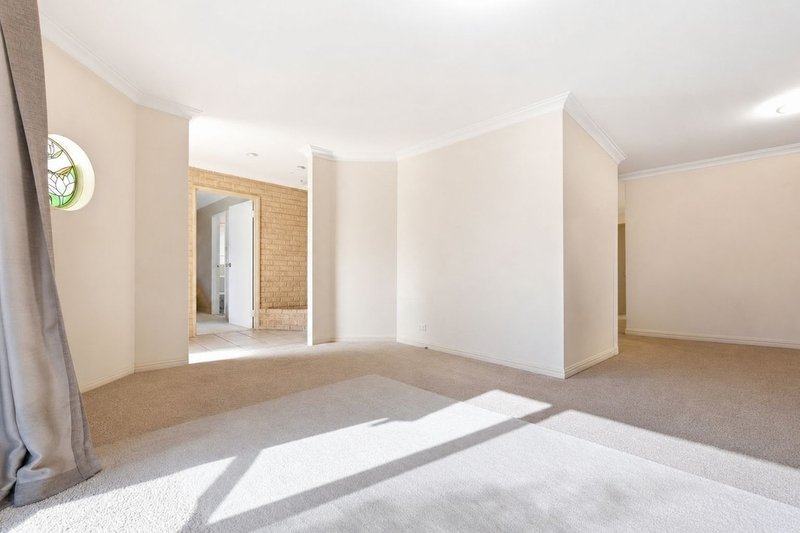 Photo - 18 Christmas Avenue, Heathridge WA 6027 - Image 10