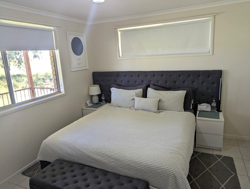 Photo - 18 Christopher Street, Grantham QLD 4347 - Image 7