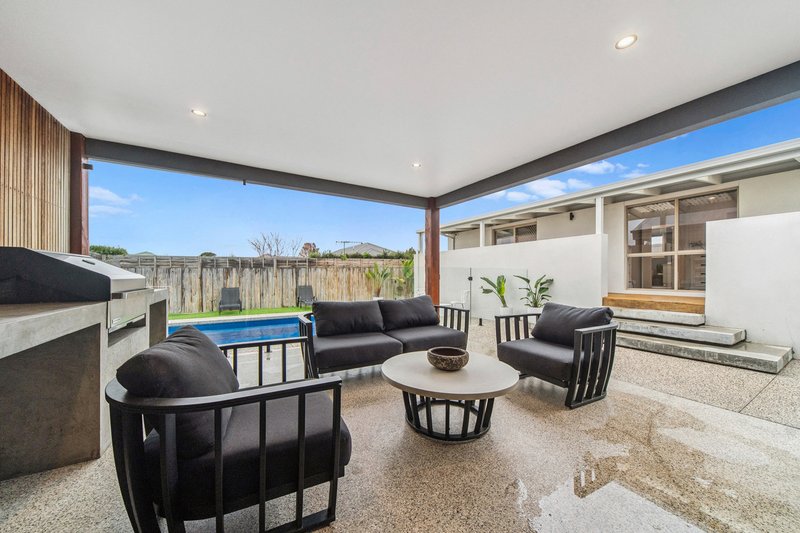 Photo - 18 Clairmont Close, Somerville VIC 3912 - Image 17