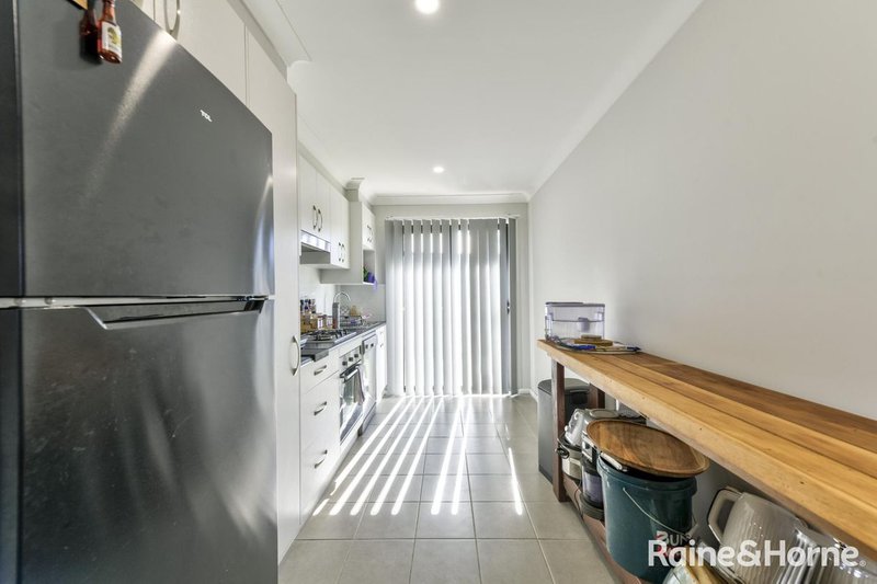 Photo - 1/8 Cliffdale Place, Kootingal NSW 2352 - Image 3