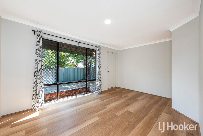 Photo - 18 Clint Way, Calista WA 6167 - Image 2