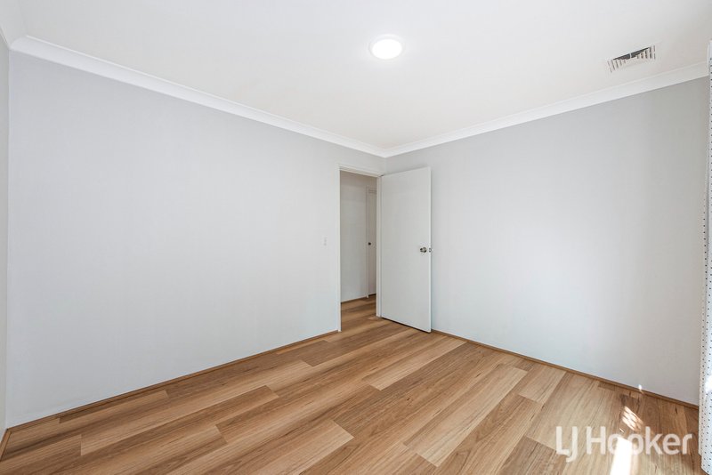 Photo - 18 Clint Way, Calista WA 6167 - Image 11