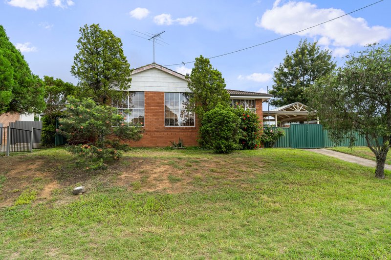 18 Clinton Drive, Narellan NSW 2567