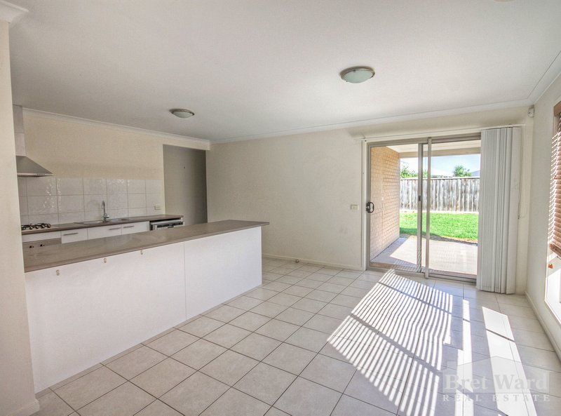 Photo - 18 Coast Avenue, Paynesville VIC 3880 - Image 5