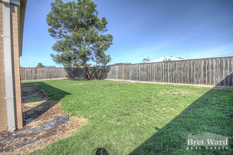 Photo - 18 Coast Avenue, Paynesville VIC 3880 - Image 13