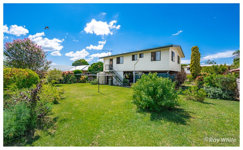 Photo - 18 Col Crescent, Parkhurst QLD 4702 - Image 23