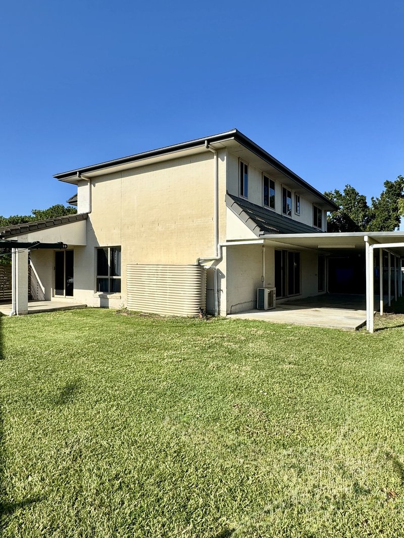 Photo - 18 College Court, Caboolture QLD 4510 - Image 9