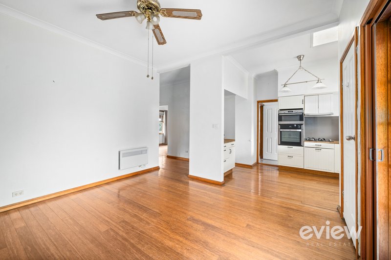 Photo - 18 College Road, Werribee VIC 3030 - Image 3