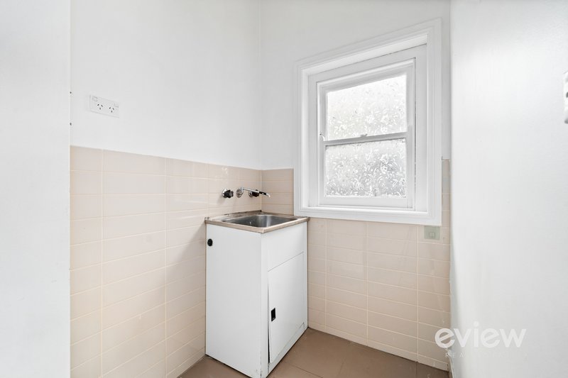 Photo - 18 College Road, Werribee VIC 3030 - Image 10