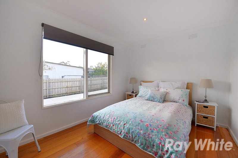 Photo - 1/8 Colorado Court, Ferntree Gully VIC 3156 - Image 5