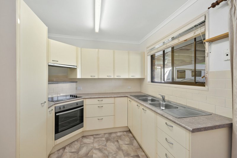 Photo - 18 Commander Street, Deception Bay QLD 4508 - Image 3