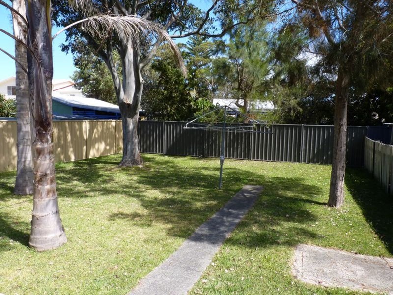 Photo - 18 Commonwealth Avenue, Burrill Lake NSW 2539 - Image 11