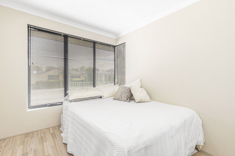 Photo - 18 Conferta Link, Banksia Grove WA 6031 - Image 11