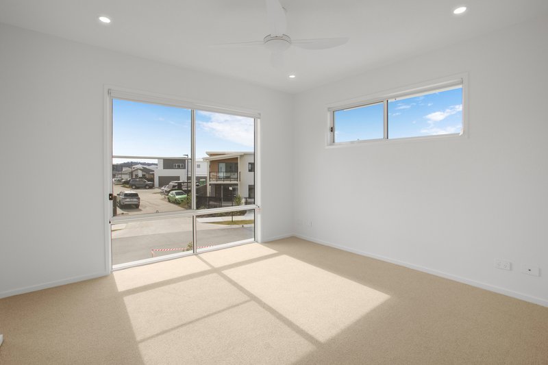 Photo - 1/8 Conifer Crescent, Palmview QLD 4553 - Image 8