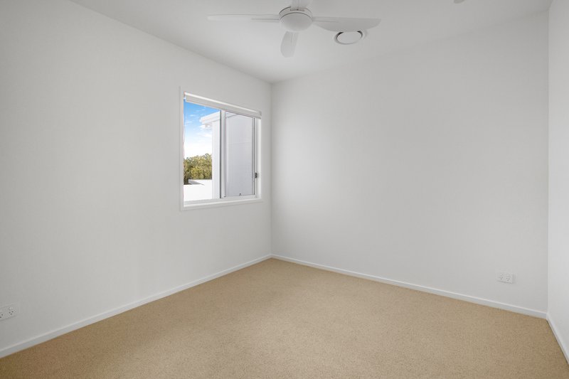 Photo - 1/8 Conifer Crescent, Palmview QLD 4553 - Image 10