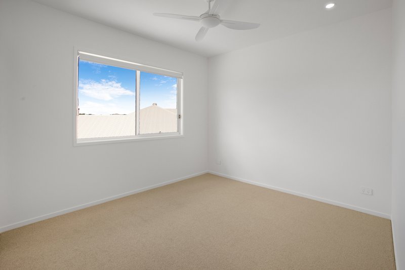 Photo - 1/8 Conifer Crescent, Palmview QLD 4553 - Image 12
