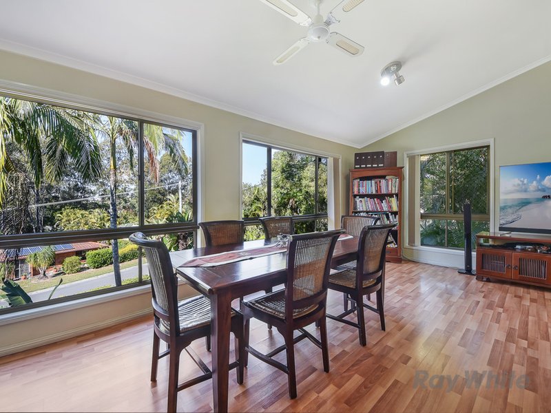 Photo - 18 Constantia Drive, Petrie QLD 4502 - Image 6