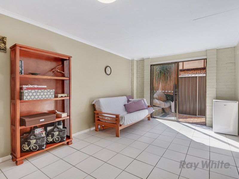 Photo - 18 Constantia Drive, Petrie QLD 4502 - Image 17