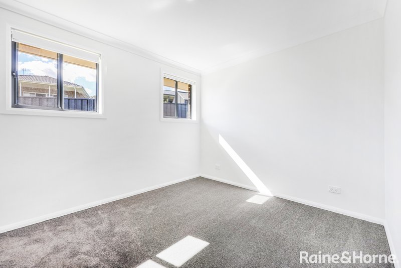 Photo - 1/8 Conway Close, Tamworth NSW 2340 - Image 4